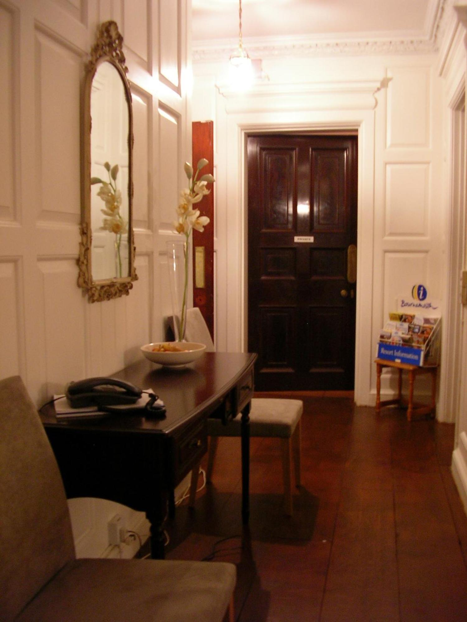 East Cliff Cottage Hotel Bornemouth Extérieur photo
